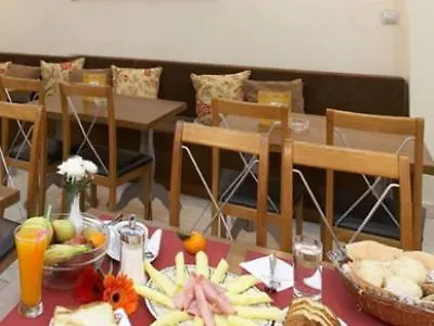 Готель Aegeon 3*